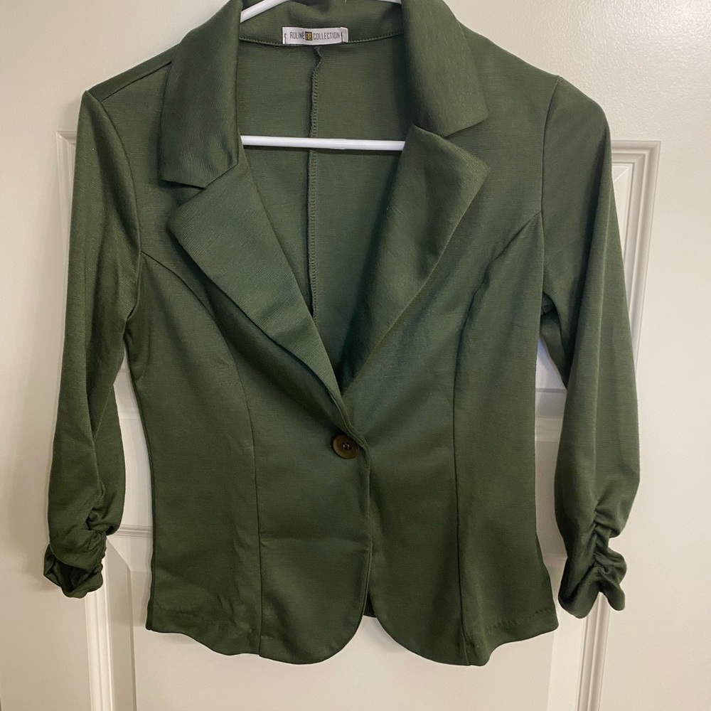 Soft/stretchy blazer